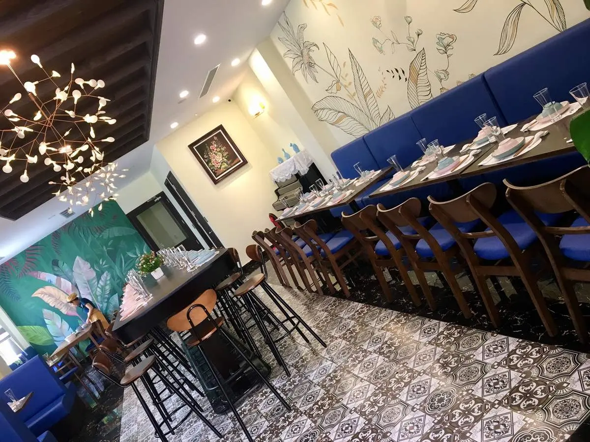 Thưởng thức v&ocirc; số m&oacute;n ăn ngon mang thương hiệu biển tại Nha Trang Fusion House 3