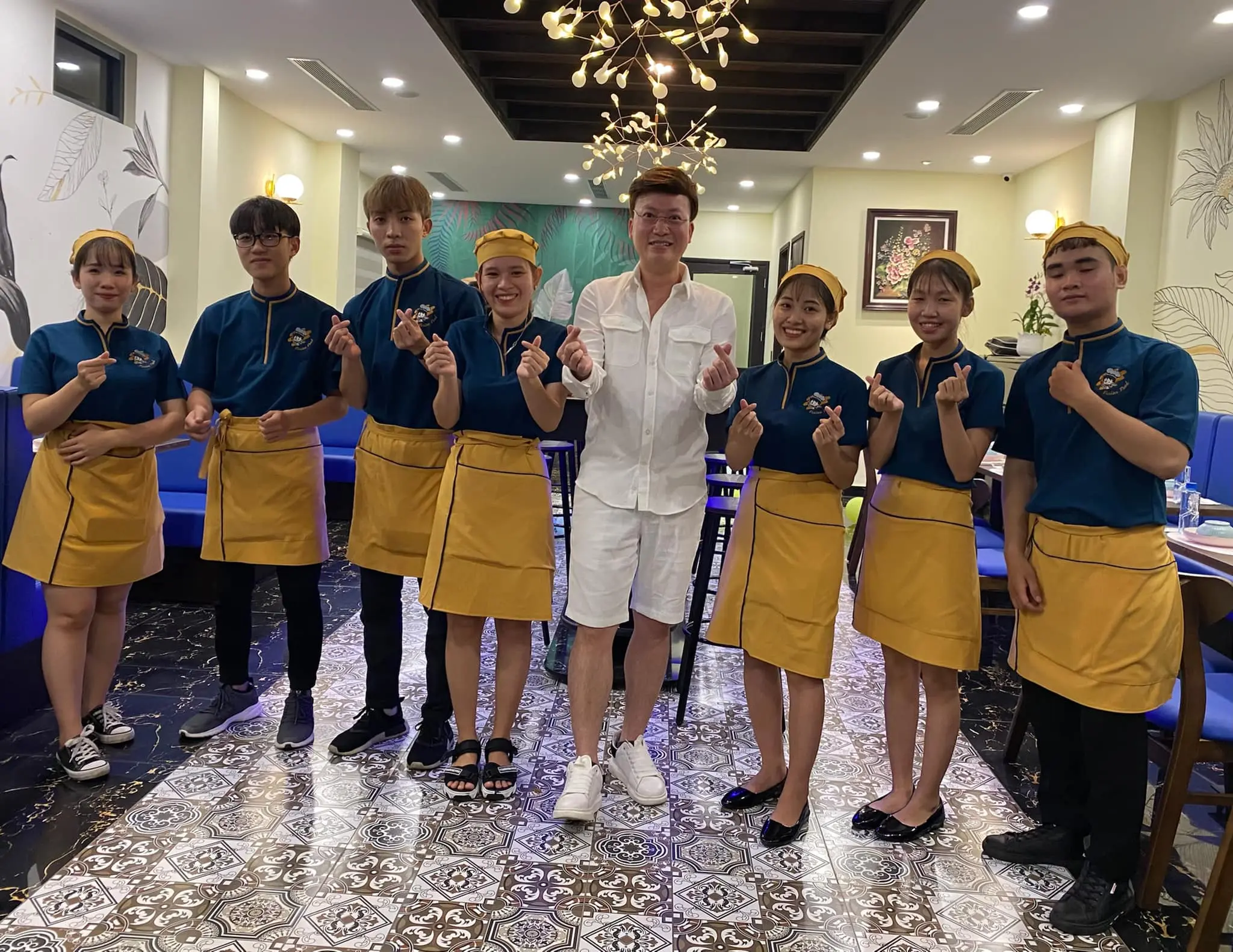 Thưởng thức v&ocirc; số m&oacute;n ăn ngon mang thương hiệu biển tại Nha Trang Fusion House 12