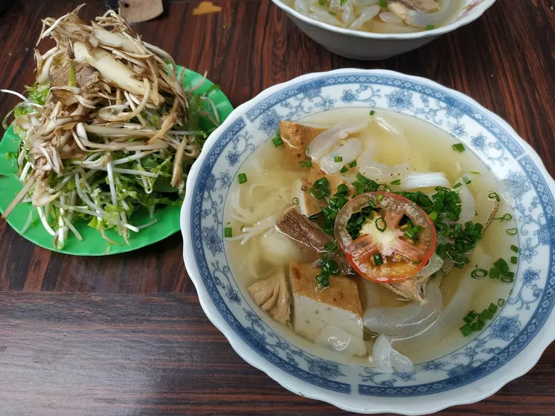 Top 14 qu&aacute;n b&uacute;n c&aacute; Nha Trang ngon nức nở 5