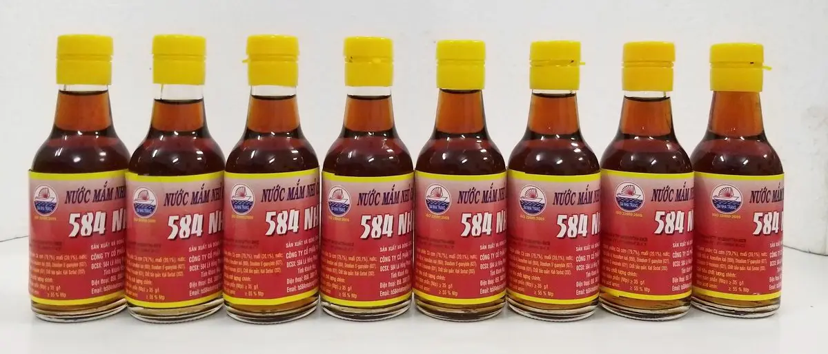 Đặc sản truyền thống nước mắm Nha Trang - Nước mắm 584 Nha Trang