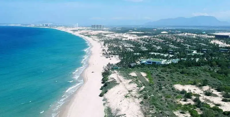 9 b&atilde;i biển Nha Trang đẹp say l&ograve;ng du kh&aacute;ch 10