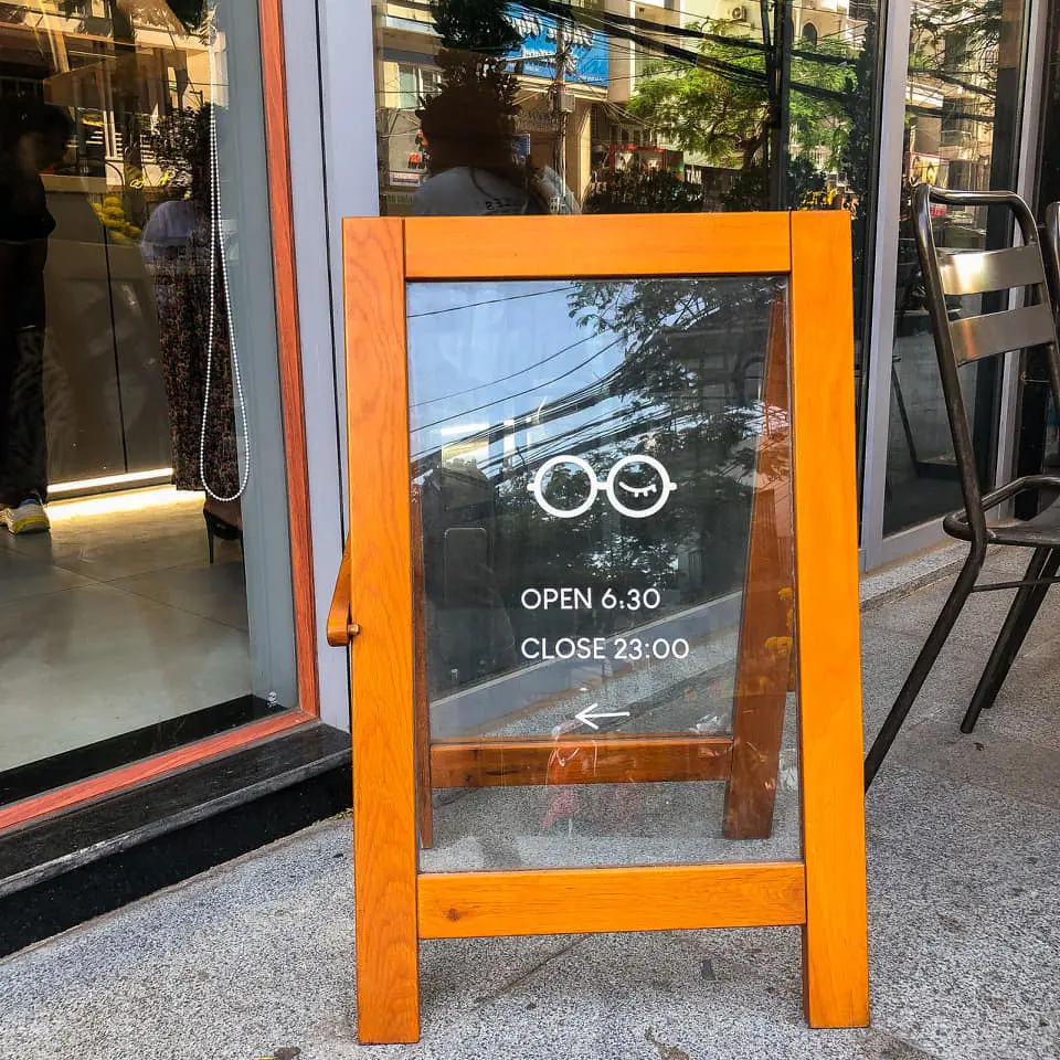 A'DOR COFFEE, qu&aacute;n cafe nha trang với kh&ocirc;ng gian si&ecirc;u xịn 3