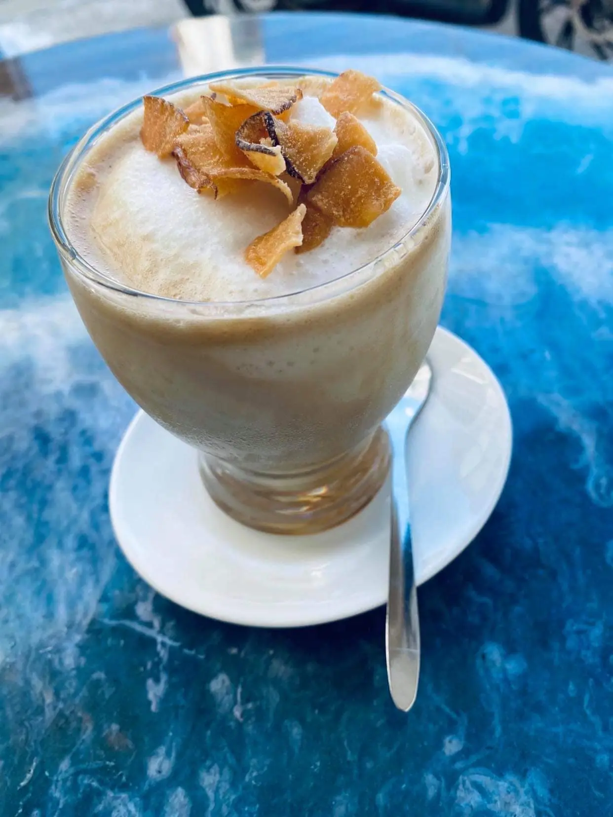 Ấn tượng kh&ocirc;ng gian cực đỉnh tại qu&aacute;n K Coffee view biển qua bộ ảnh của Trần Thanh Thảo 7