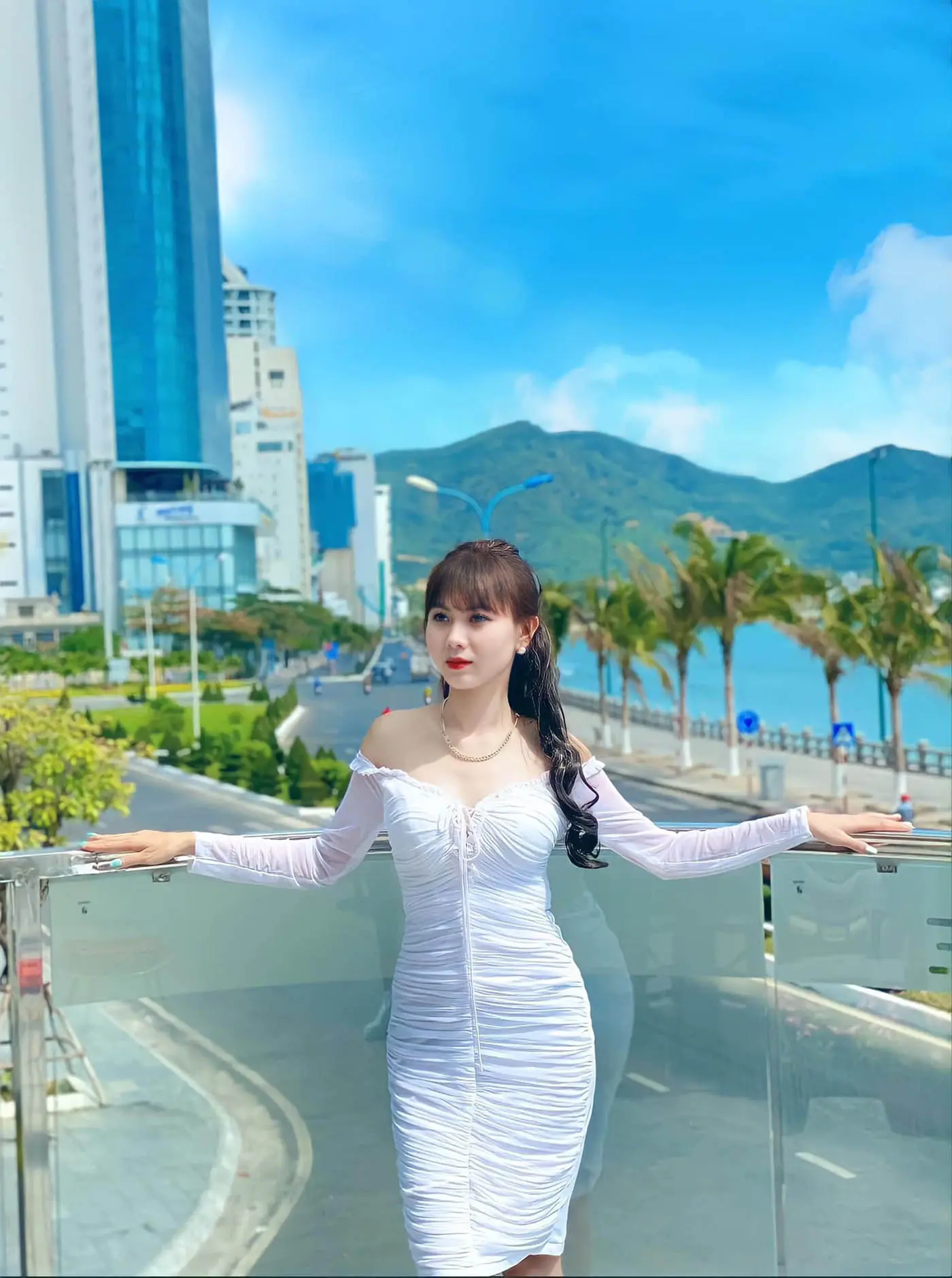 Ấn tượng kh&ocirc;ng gian cực đỉnh tại qu&aacute;n K Coffee view biển qua bộ ảnh của Trần Thanh Thảo 5