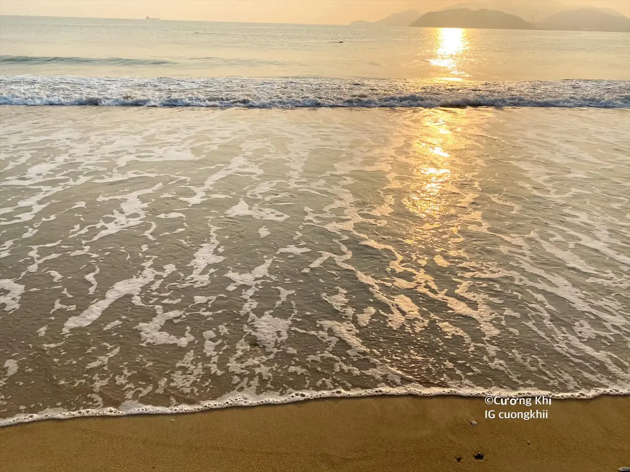 Check-in Nha Trang b&igrave;nh y&ecirc;n v&agrave;o l&uacute;c s&aacute;ng sớm qua lăng k&iacute;nh của blogger Cường Khỉ 3