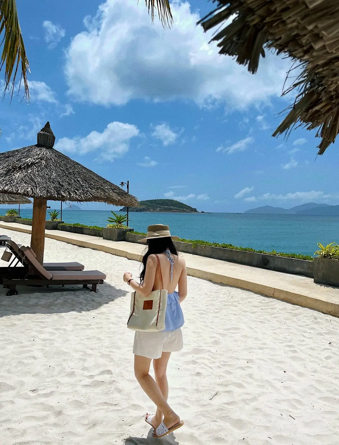 Check-in Nha Trang tựa thi&ecirc;n đường Maldives trong bộ ảnh t&igrave;nh bể b&igrave;nh của cặp đ&ocirc;i 9X 14