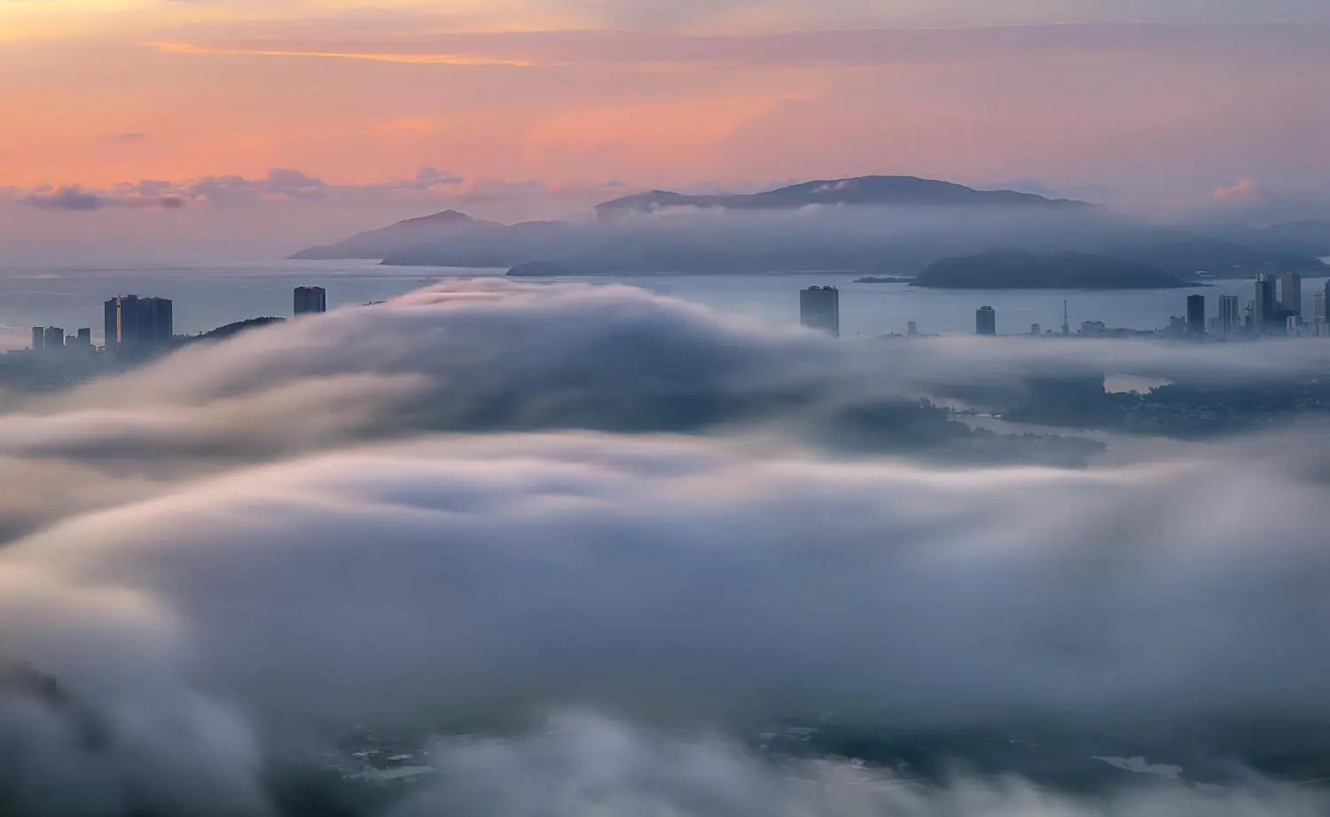 Chùa Suối Ngổ Nha Trang, thiên đường săn mây đẹp tuyệt mỹ 10