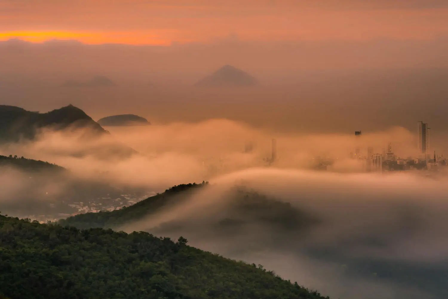 Chùa Suối Ngổ Nha Trang, thiên đường săn mây đẹp tuyệt mỹ 8