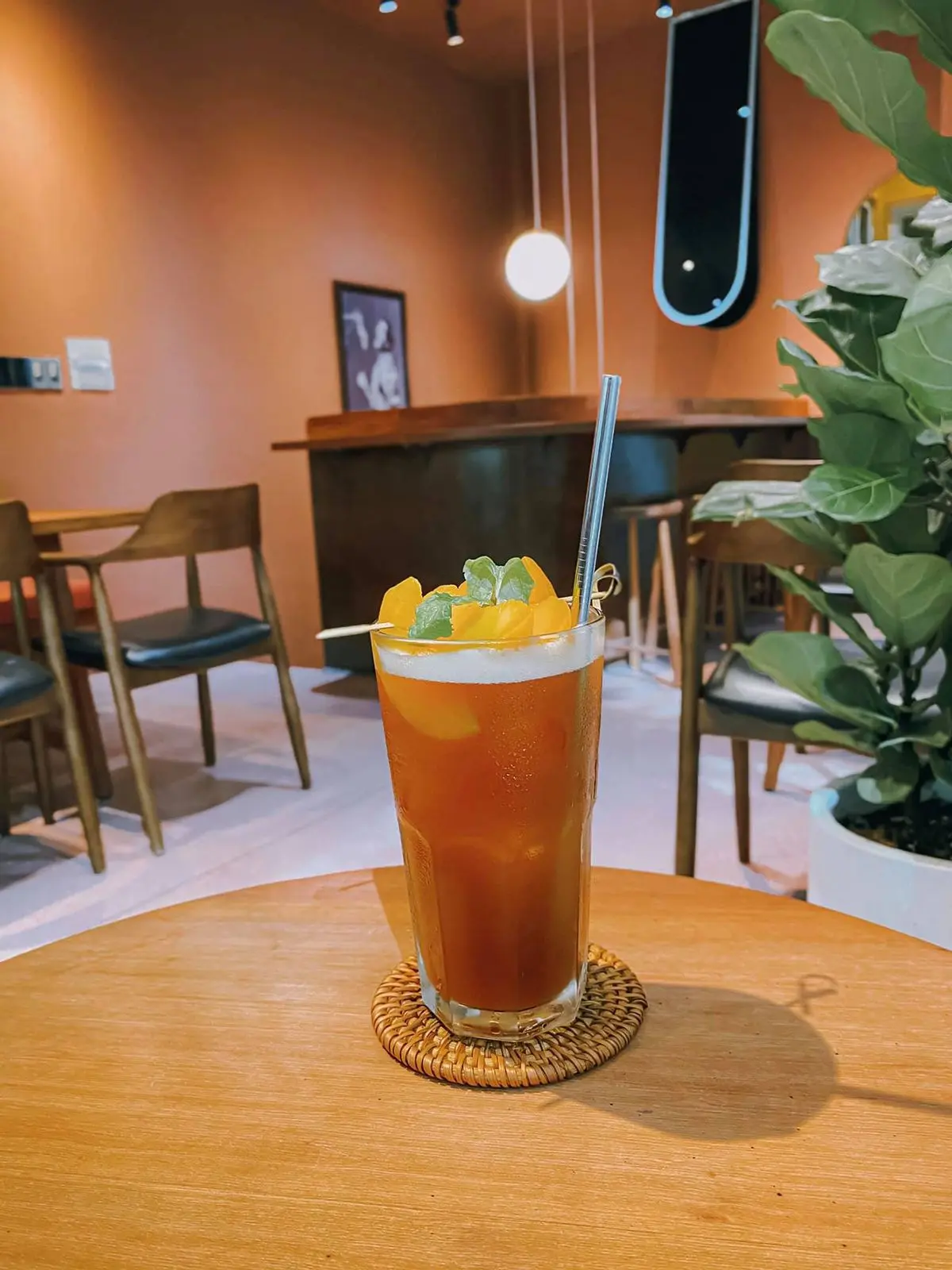 C&oacute; một Birmingham Coffee cực chất qua g&oacute;c m&aacute;y của Cường Quốc Phạm 12