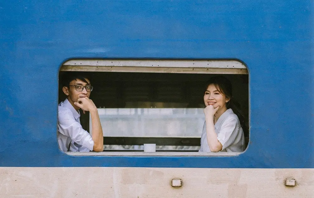 C&ugrave;ng nh&igrave;n ngắm ga Nha Trang qua bộ ảnh đầy ho&agrave;i niệm của Tiệm ảnh 90s 3