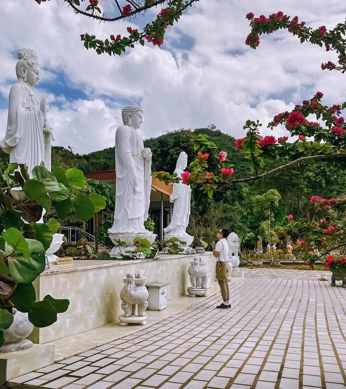 Một ch&uacute;t y&ecirc;n b&igrave;nh cho ng&agrave;y đầu năm c&ugrave;ng Cường Quốc Phạm tại Ch&ugrave;a Ba Đảo Nha Trang 14