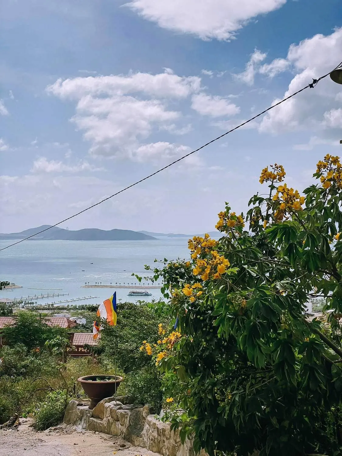 Một ch&uacute;t y&ecirc;n b&igrave;nh cho ng&agrave;y đầu năm c&ugrave;ng Cường Quốc Phạm tại Ch&ugrave;a Ba Đảo Nha Trang 6