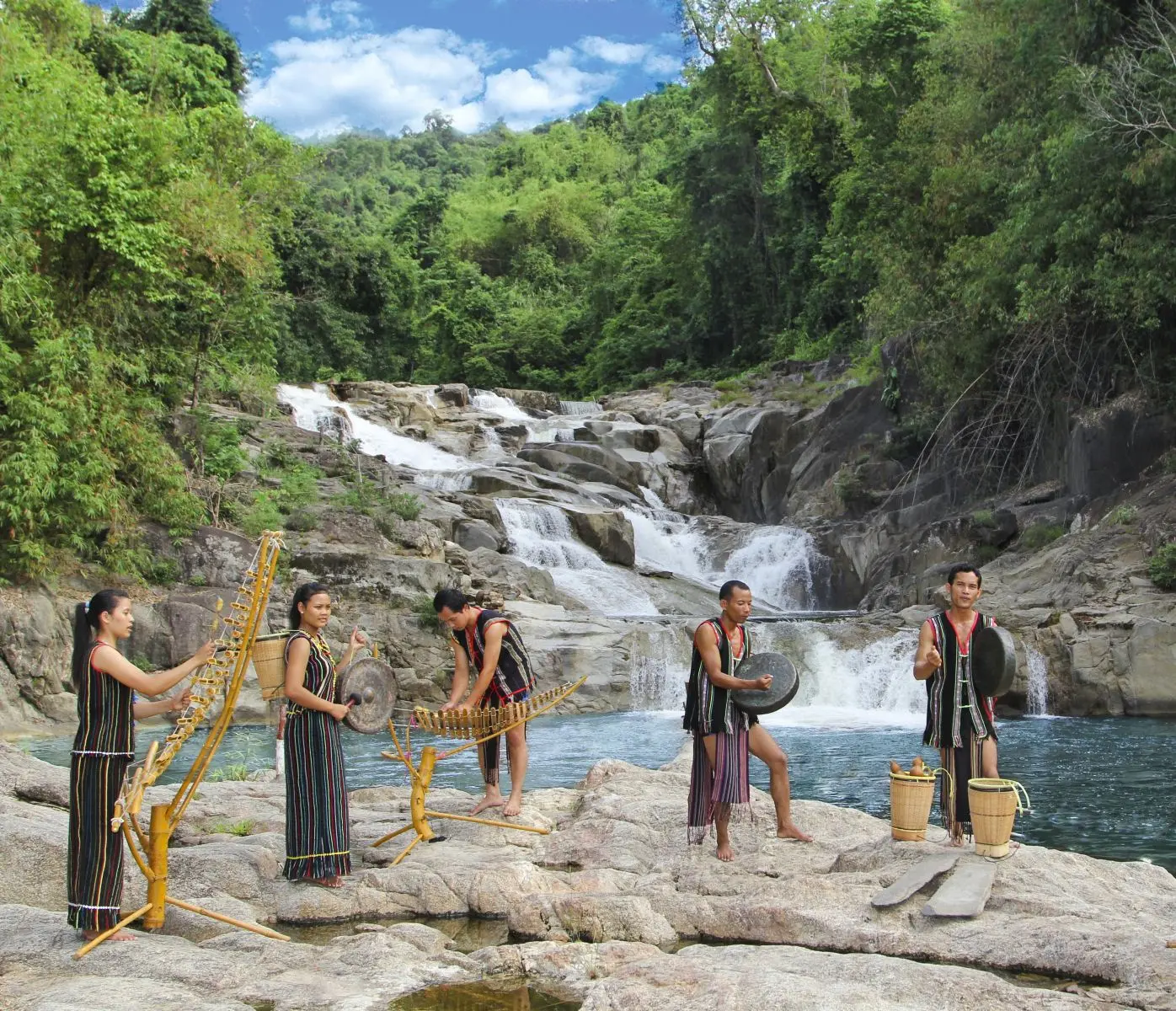 Review Nha Trang với top 10 địa điểm du lịch kh&ocirc;ng thể bỏ lỡ 19