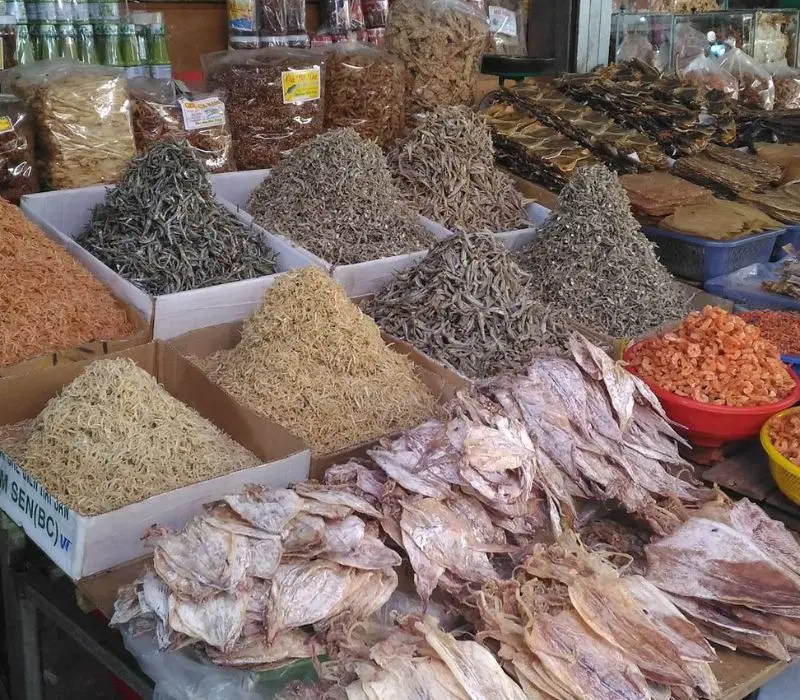 Thỏa th&iacute;ch tham quan 15 khu chợ Nha Trang đặc sắc nhất 3