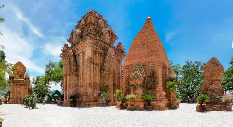Top 20 địa điểm du lịch Nha Trang với kh&ocirc;ng gian ti&ecirc;n cảnh sống động 2