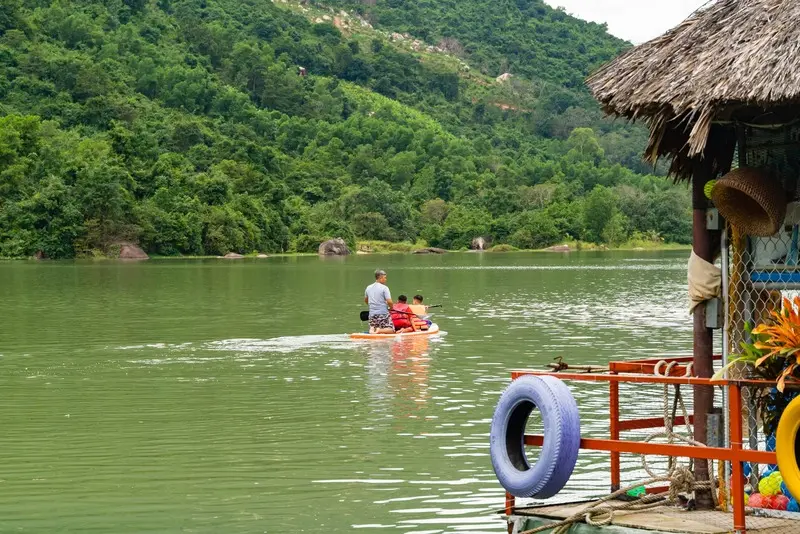 Top 20 địa điểm du lịch Nha Trang với kh&ocirc;ng gian ti&ecirc;n cảnh sống động 12