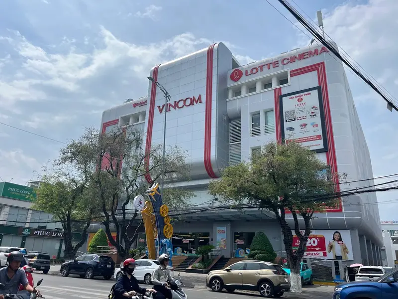 Top 8 trung t&acirc;m thương mại ở Nha Trang sầm uất nhất 2026 4