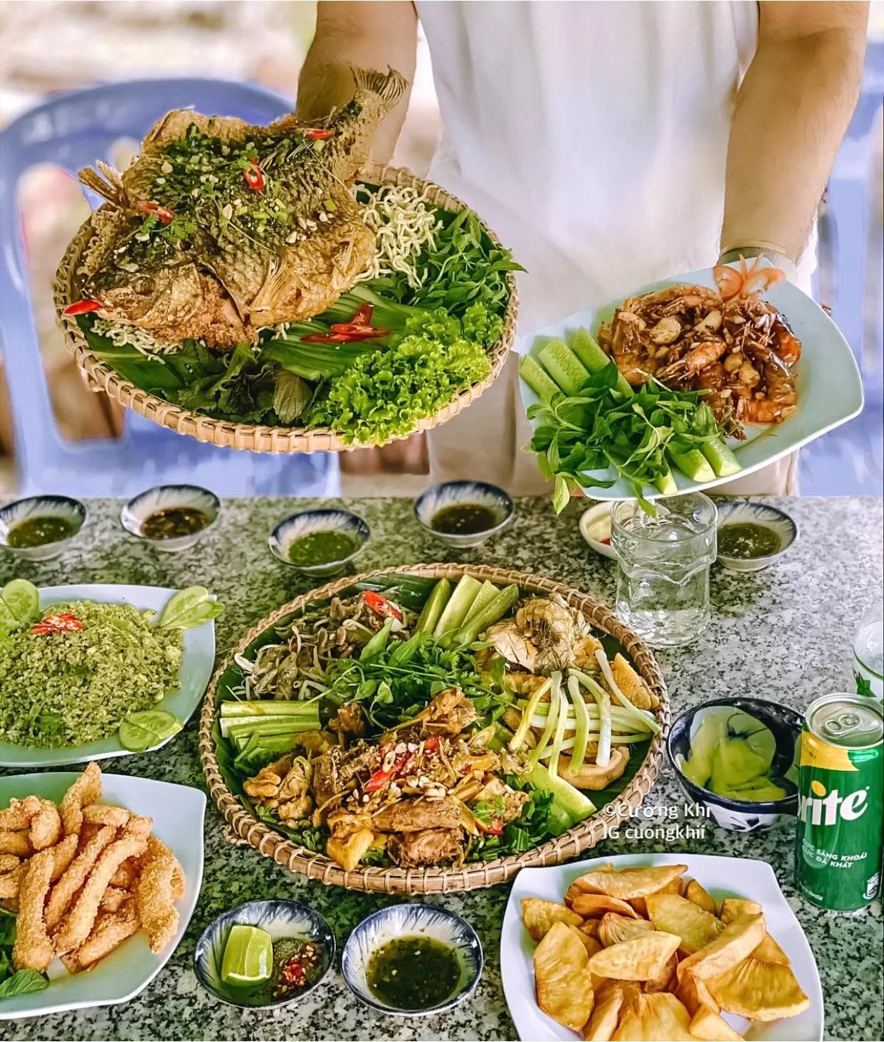 Về Nha Trang c&acirc;u c&aacute; giải tr&iacute; Thủy Tr&uacute;c c&ugrave;ng blogger Cường Khỉ, c&oacute; g&igrave; th&uacute; vị? 9