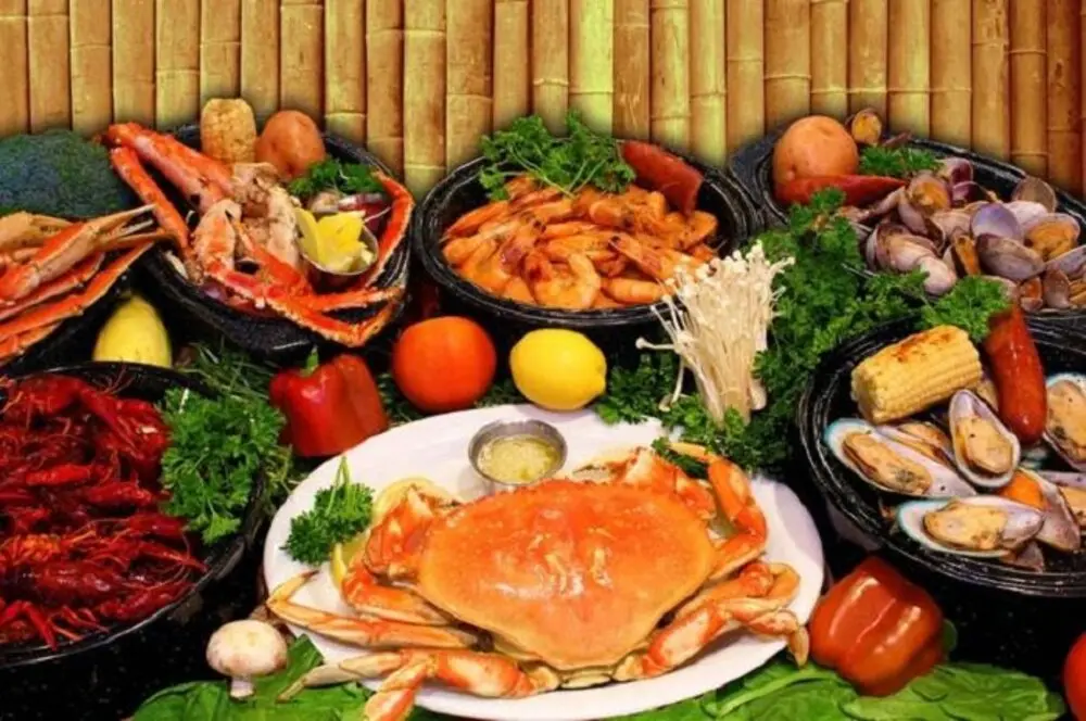X&aacute;ch balo l&ecirc;n, nạp ngay vitamin sea 3N2Đ giữa m&ugrave;a h&egrave; oi ả Nha Trang 7