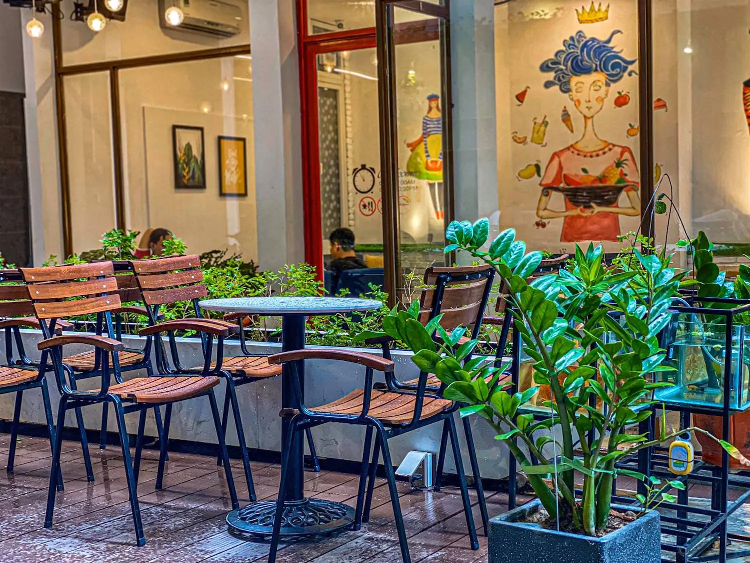 Cùng đi khám phá Son Juice & More Cafe Nha Trang với anh chàng Lộc Vũ