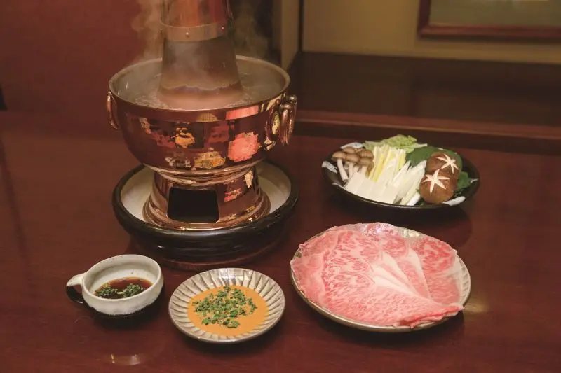 12 nh&agrave; h&agrave;ng Sukiyaki ngon nức tiếng thu h&uacute;t thực kh&aacute;ch 5