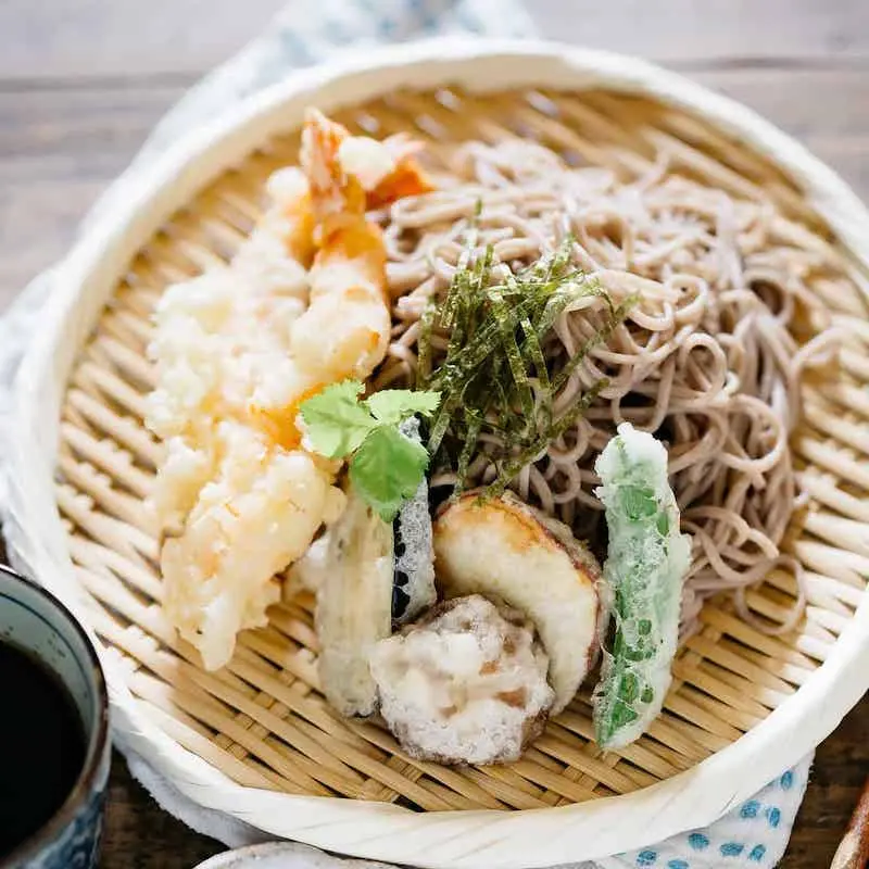 Ăn m&igrave; Soba thoả thức kh&aacute;m ph&aacute; đặc trưng ẩm thực xứ hoa anh đ&agrave;o 7