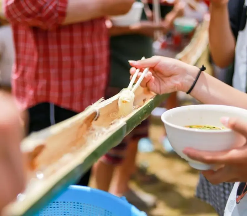 Nagashi Somen: M&oacute;n m&igrave; độc đ&aacute;o v&agrave; thanh nh&atilde; của Nhật Bản 3