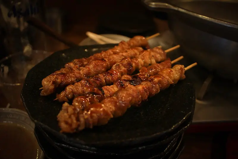 Thưởng thức Yakitori, nhấm nh&aacute;p trọn vẹn tinh hoa ẩm thực đường phố Nhật Bản 6