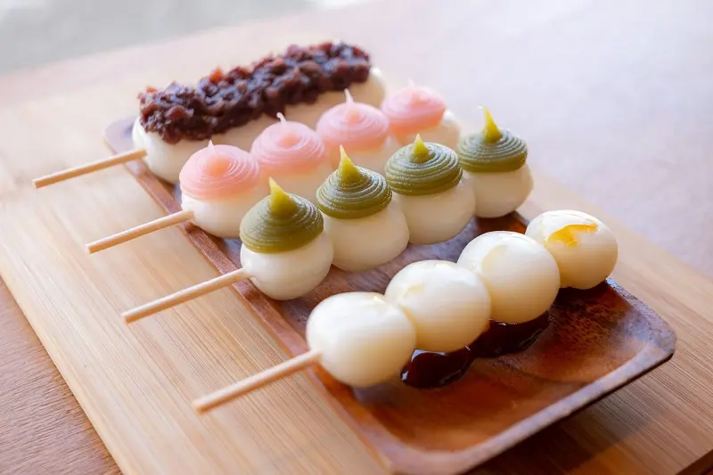 Wagashi: Những m&oacute;n ngọt mang hương vị truyền thống Nhật Bản 9