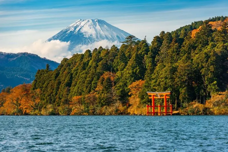 Du lịch Hakone: Vẻ đẹp mộc mạc ẩn m&igrave;nh dưới ch&acirc;n d&atilde;y Ph&uacute; Sĩ 3