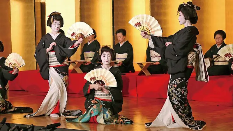 Geisha Nhật, vẻ đẹp thanh lịch trong chiếc Kimono truyền thống 12