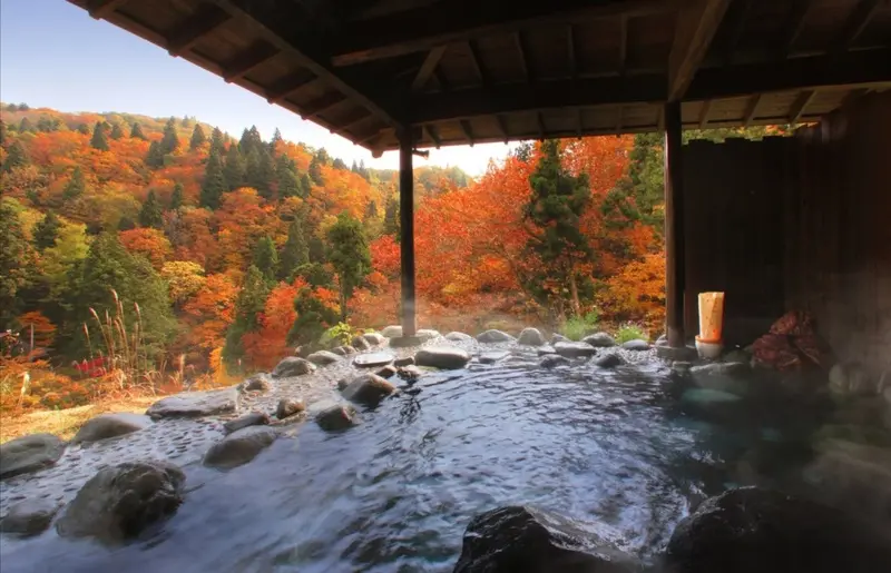 Ginzan Onsen thị trấn suối nước n&oacute;ng cổ t&iacute;ch m&ugrave;a đ&ocirc;ng Nhật Bản 8