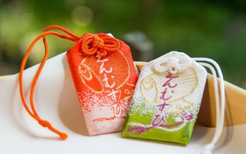 Kh&aacute;m ph&aacute; Omamori: B&ugrave;a hộ mệnh nổi tiếng trong văn h&oacute;a Nhật Bản 2
