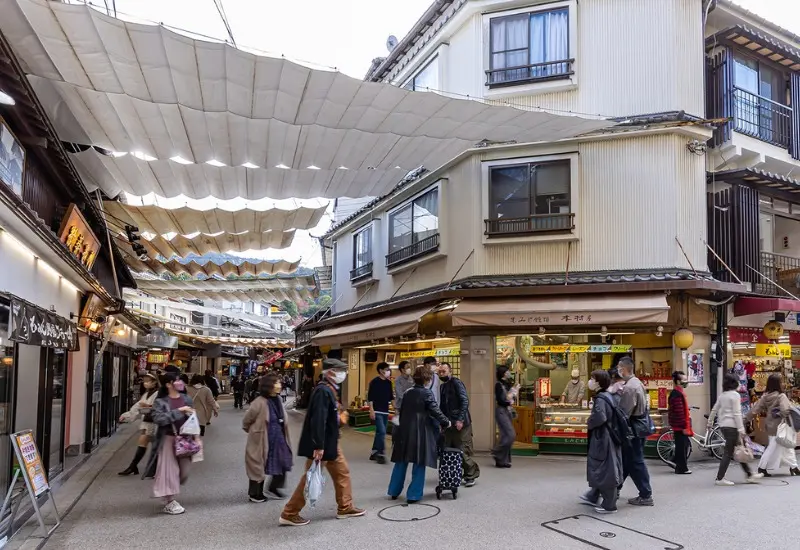 Kh&aacute;m ph&aacute; Omotesando: Đại lộ hiện đại, xịn s&ograve; nhất tại Tokyo 6