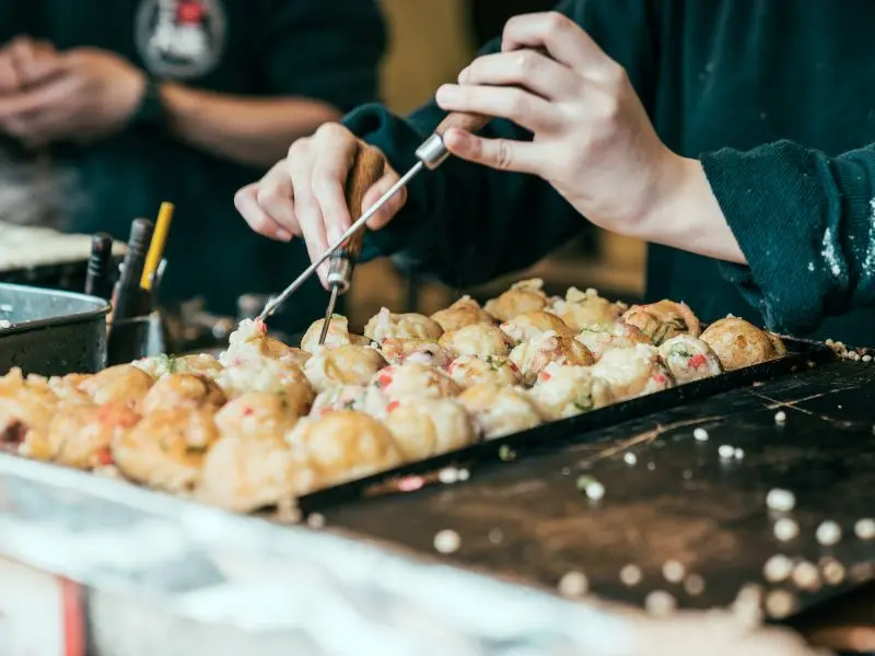 Kh&aacute;m ph&aacute; Shinsaibashi, thi&ecirc;n đường mua sắm v&agrave; ẩm thực Osaka 15