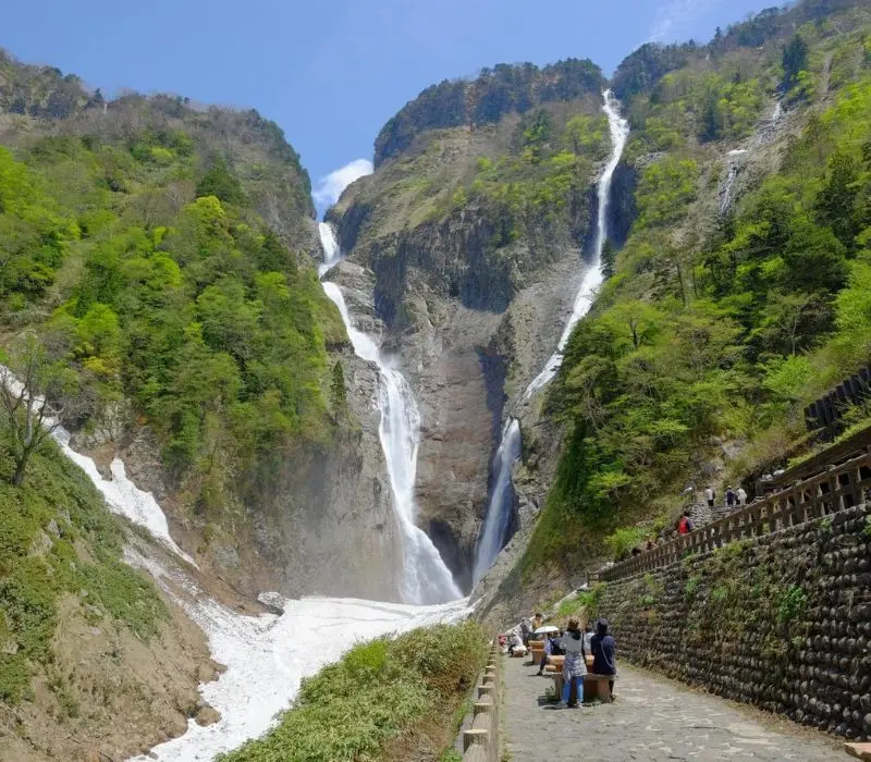 Kh&aacute;m ph&aacute; Toyama, từ d&atilde;y Alps Nhật Bản đến những ng&ocirc;i l&agrave;ng cổ k&iacute;nh 10