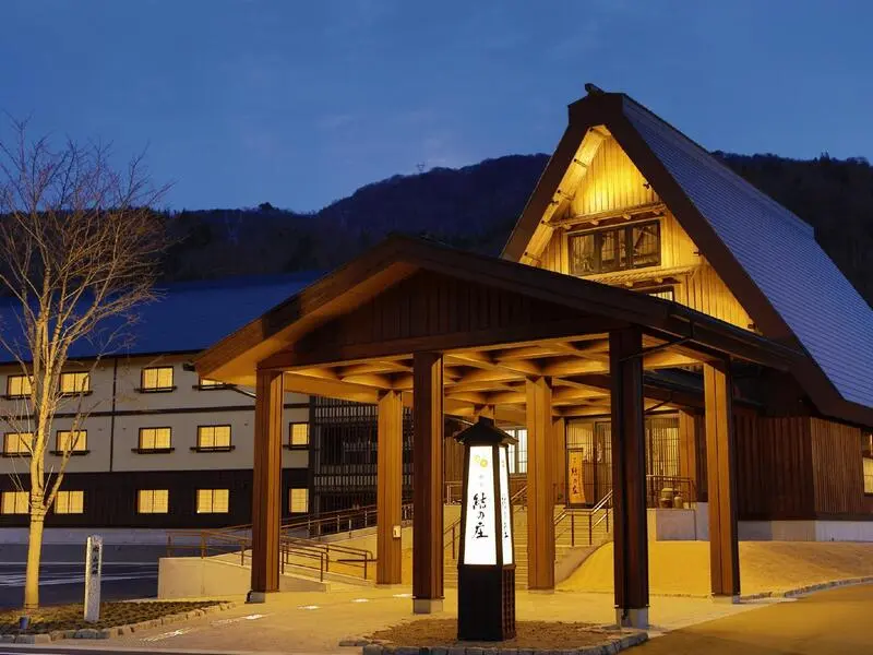 L&agrave;ng cổ Shirakawago: Miền đất đầy m&ecirc; hoặc m&ugrave;a tuyết trắng 15