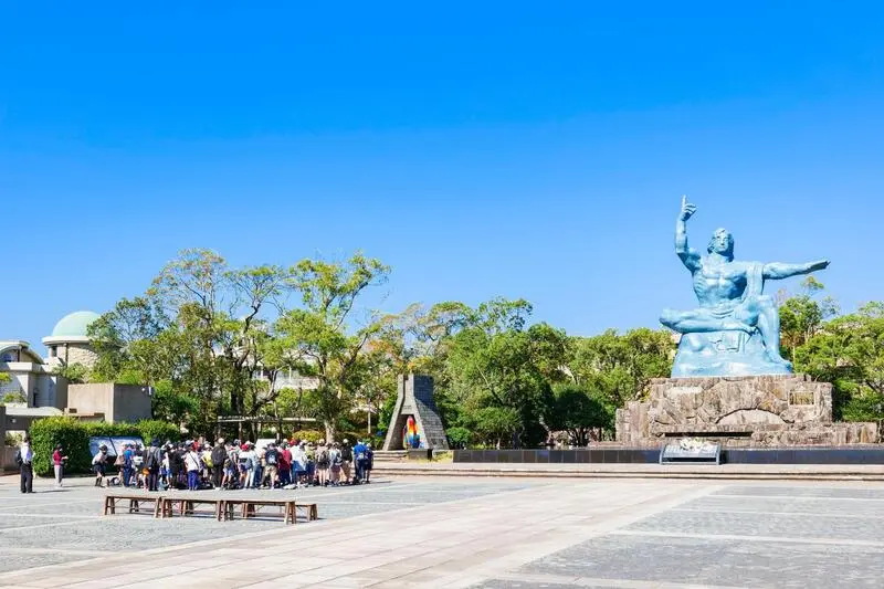 Nagasaki phố cảng đa sắc nơi giao thoa văn h&oacute;a Nhật Bản v&agrave; nước ngo&agrave;i 9