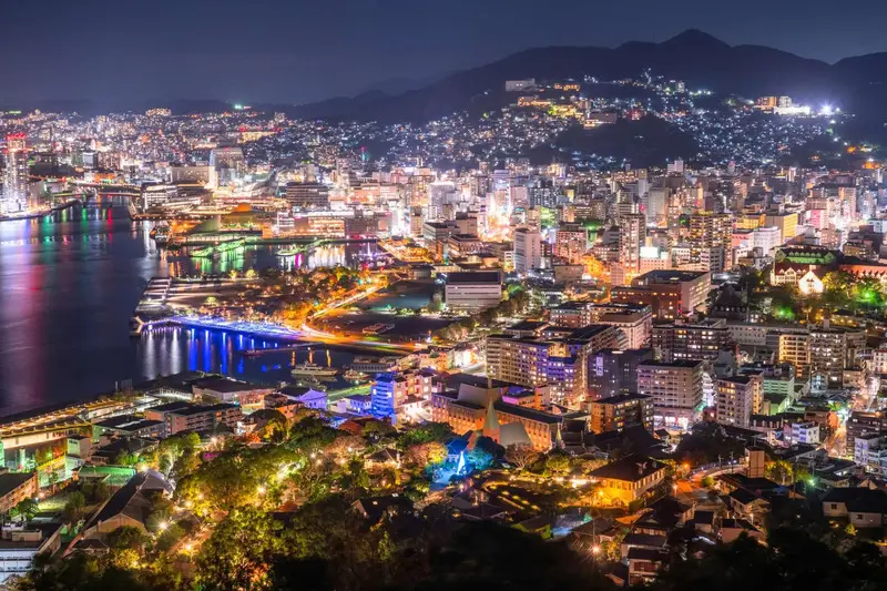 Nagasaki phố cảng đa sắc nơi giao thoa văn h&oacute;a Nhật Bản v&agrave; nước ngo&agrave;i 2