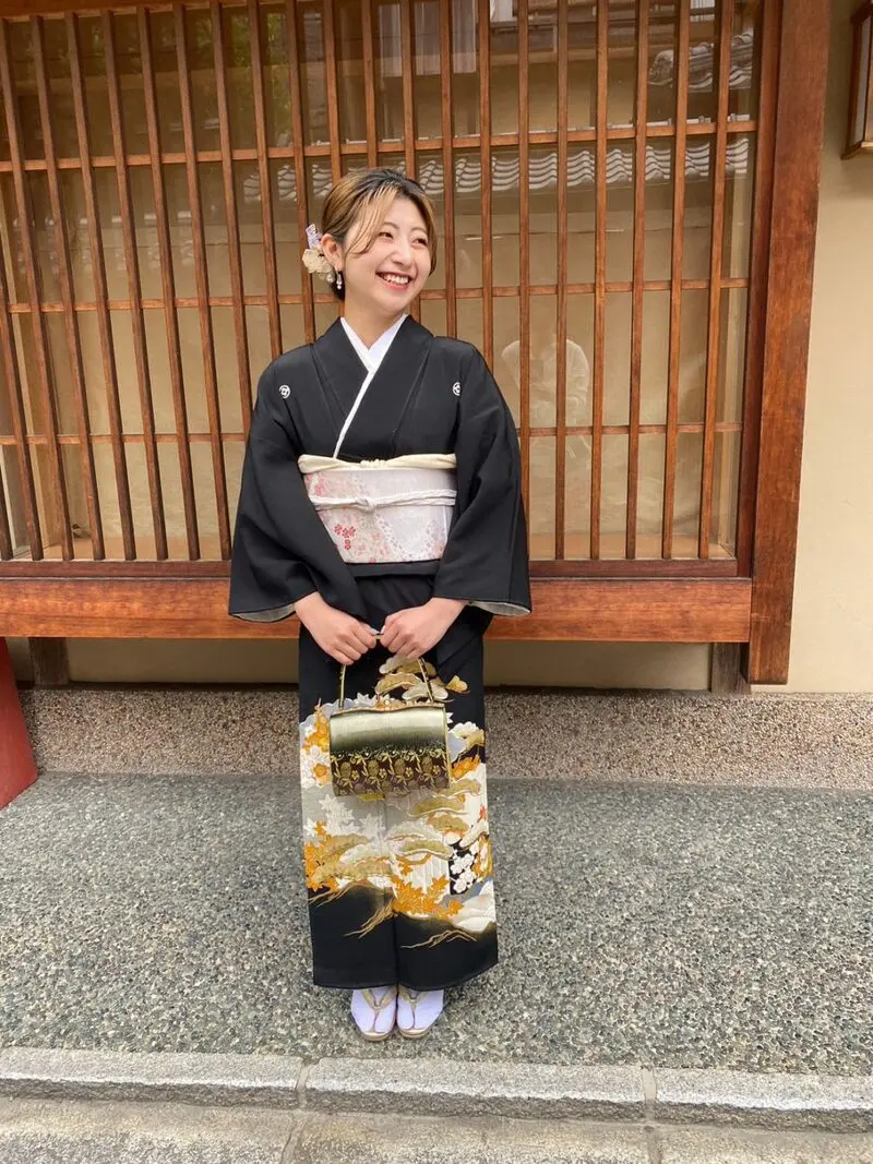 N&eacute;t đẹp Kimono mang đậm gi&aacute; trị truyền thống Nhật Bản 10