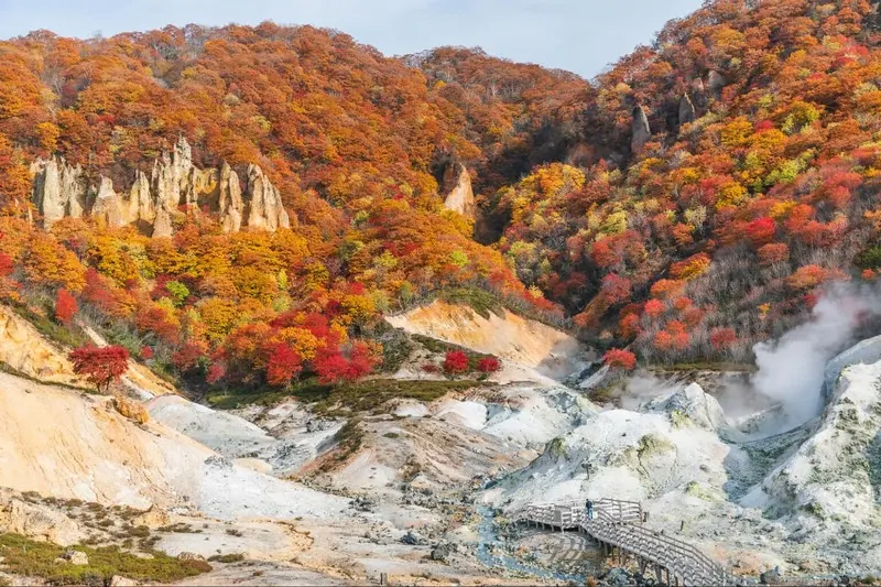 Noboribetsu, thị trấn suối nước n&oacute;ng Địa ngục tại Hokkaido 12