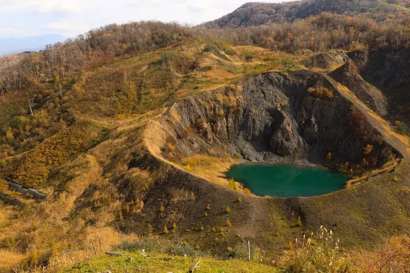 Noboribetsu, thị trấn suối nước n&oacute;ng Địa ngục tại Hokkaido 9