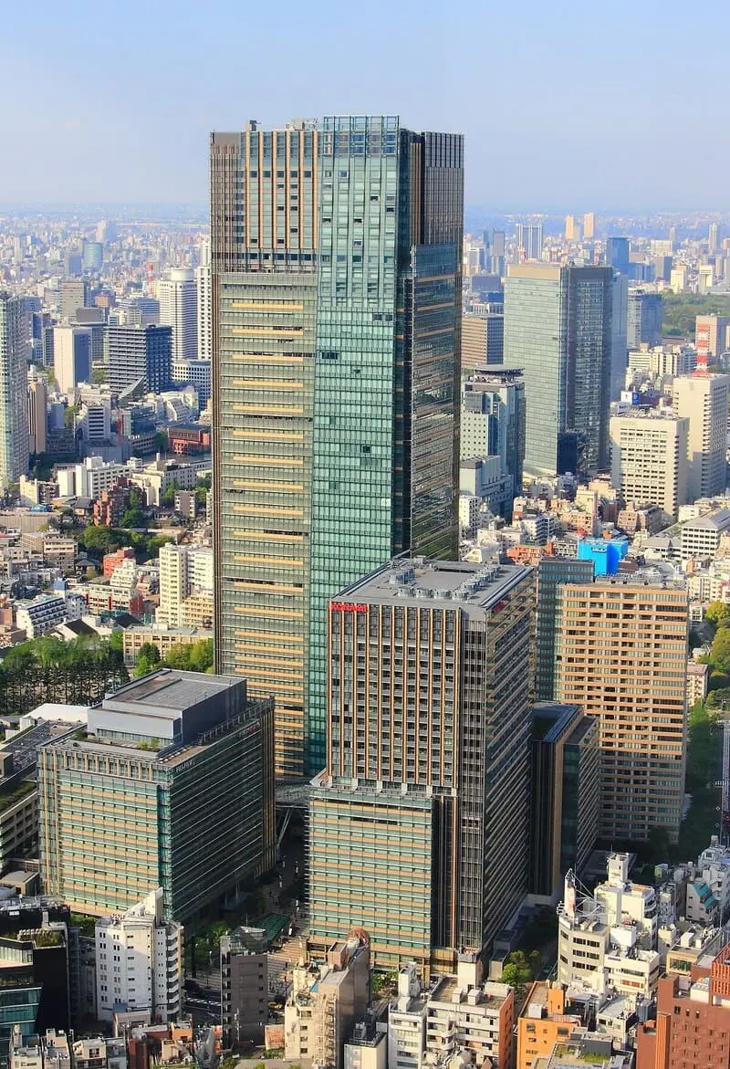 Roppongi, thủ phủ giải tr&iacute; đa sắc m&agrave;u tại Tokyo 10