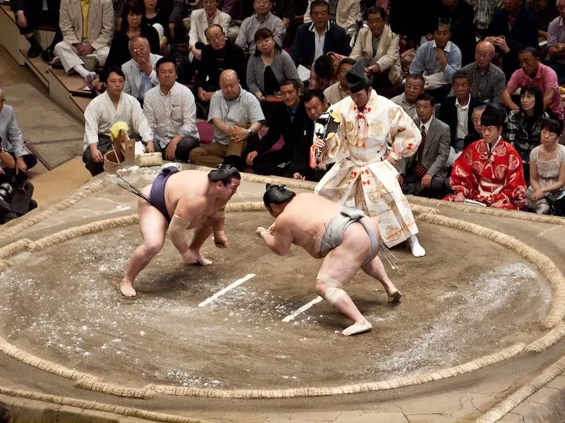 Sumo Nhật Bản, n&eacute;t chấm ph&aacute; độc đ&aacute;o của văn h&oacute;a xứ Ph&ugrave; Tang 6