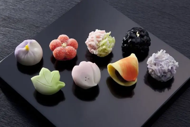 Th&agrave;nh phố Kanazawa, nơi &ocirc;m ấp nhiều n&eacute;t đẹp cổ k&iacute;nh pha lẫn hiện đại 16