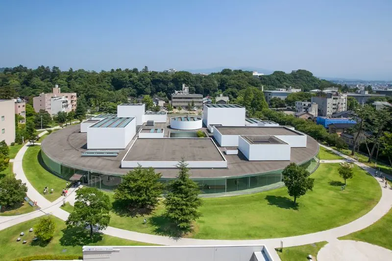 Th&agrave;nh phố Kanazawa, nơi &ocirc;m ấp nhiều n&eacute;t đẹp cổ k&iacute;nh pha lẫn hiện đại 8