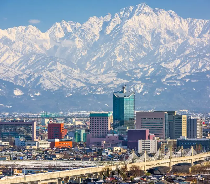 Khám phá Toyama, từ dãy Alps Nhật Bản đến những ngôi làng cổ kính