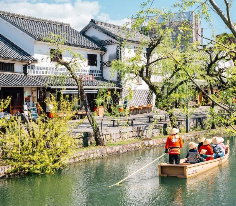 Kurashiki nơi kênh đào rợp bóng hàng liễu xanh tại Nhật Bản