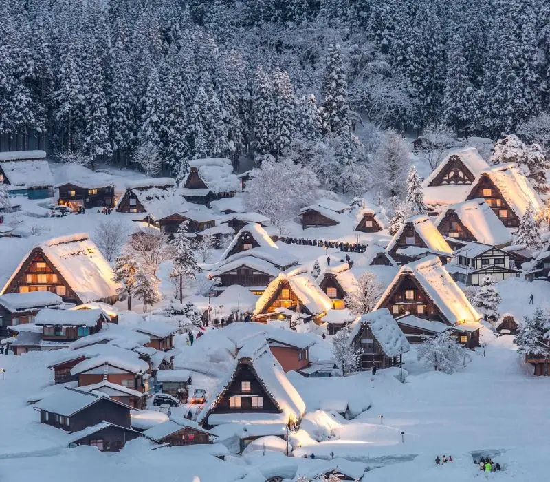Làng cổ Shirakawago: Miền đất đầy mê hoặc mùa tuyết trắng