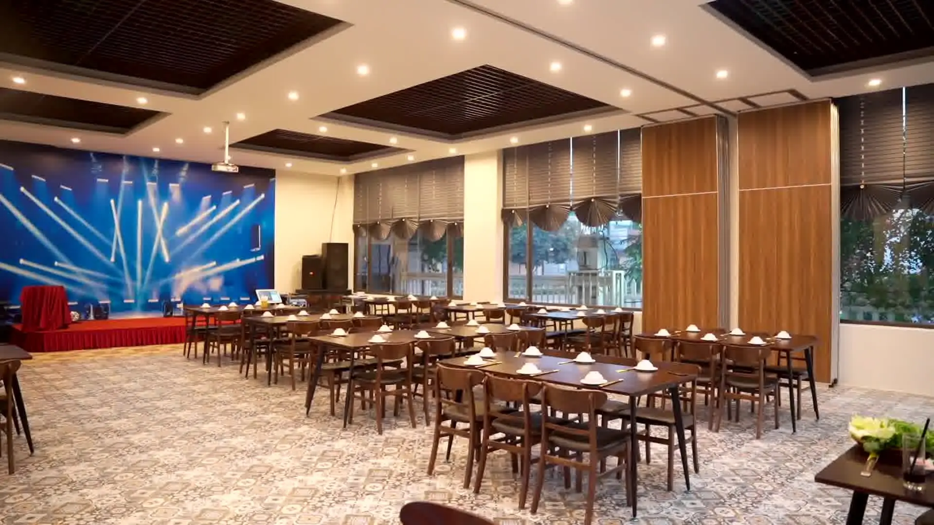 Anh Khoa Garden - Beer&Coffee lọt TOP10 quán cafe sân vườn đẹp nhất Ninh Bình
